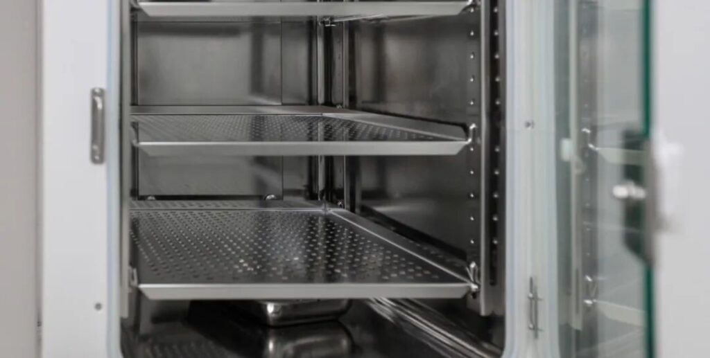 二氧化碳CO2培養(yǎng)箱維護(hù)手冊：高效消毒與滅菌策略詳解